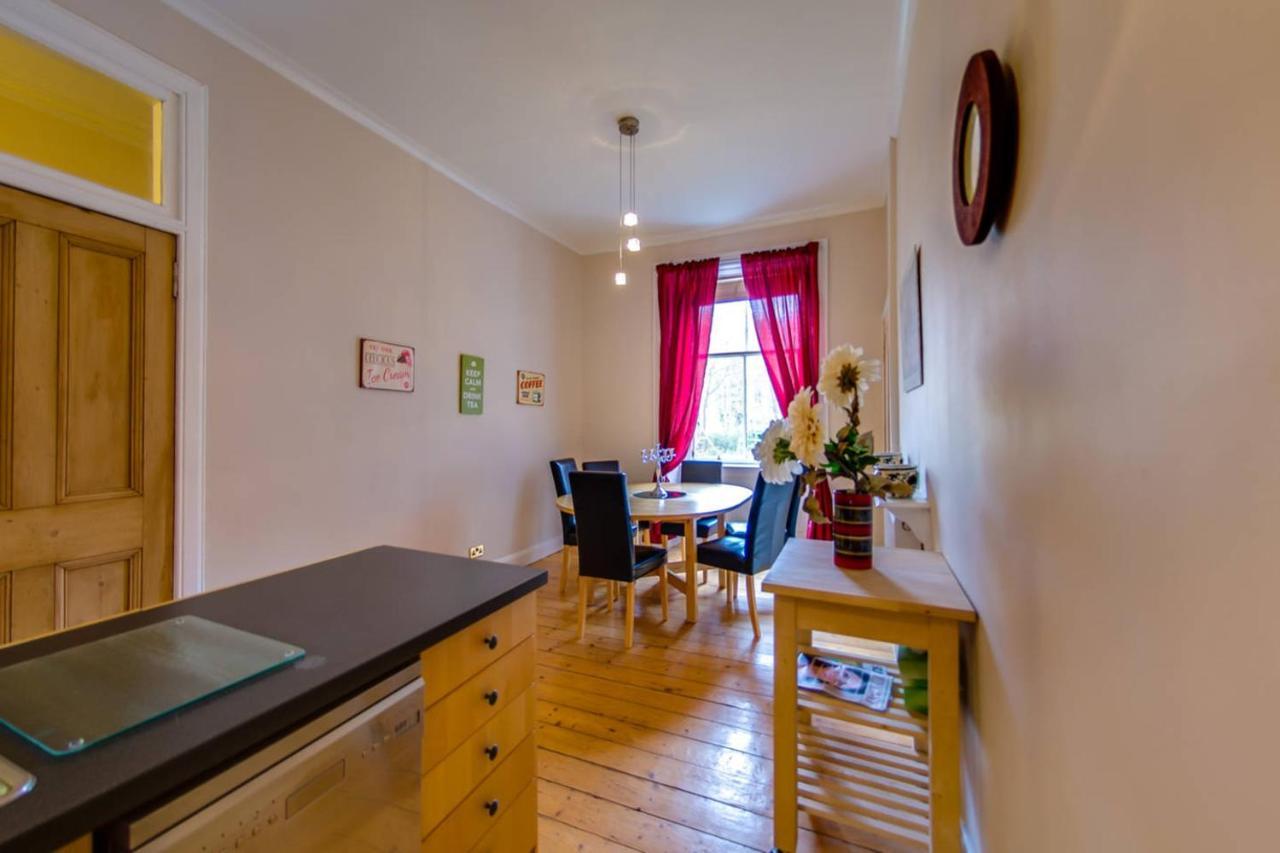 Joivy Spacious Apartment Next To The Meadows Edinburg Exteriör bild